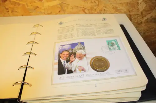 Vatikan 23 Numisbriefe in Album (32445)