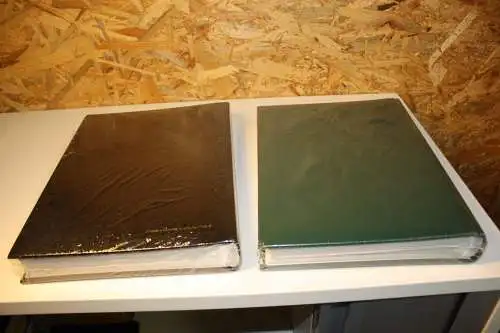 2 Einsteckbücher 60 weiße Seiten grün + schwarz neu (32457)