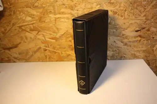 1 Leuchtturm Optima mit 30 Hüllen inkl. Schuber (32571)