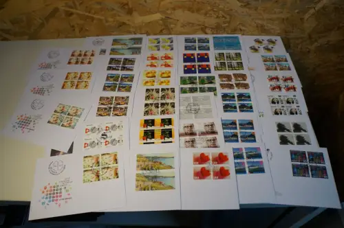 Schweiz Jahrgang 2011 Viererblock FDC fast komplett (32624)