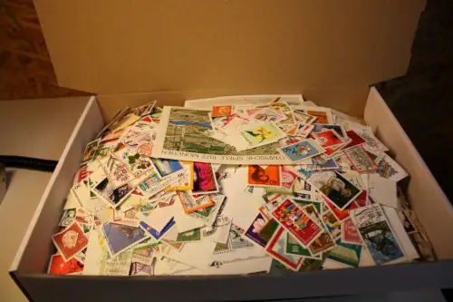 Alle Welt 1 kg lose Marken (32683)