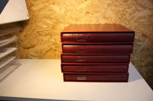5 Lindner Binder rot mit Schuber leer (32719)
