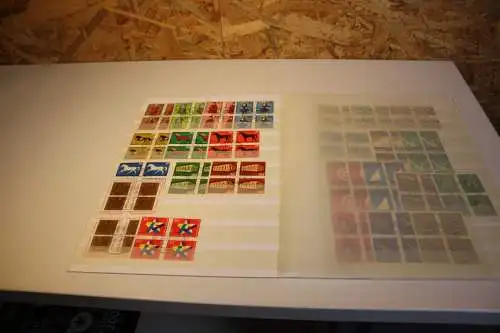 24 Bund Viererblöcke gestempelt aus 1968/69 (32730H)