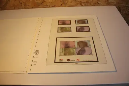 Bund Lindner T falzlos 2001-2002 (32995)