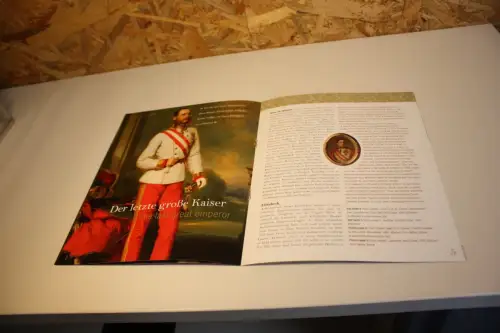 Österreich Sammelmappe Franz Joseph mit Block postfrisch (33115H)