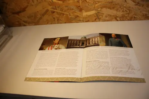 Österreich Sammelmappe Franz Joseph mit Block postfrisch (33115H)