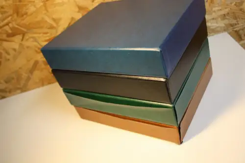 4 Lindner ETB Alben mit Schuber verschiedene Farben (33289)