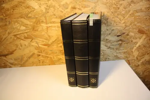 3 Einsteckbücher in schwarz mit 60 Seiten in weiß, (33319)