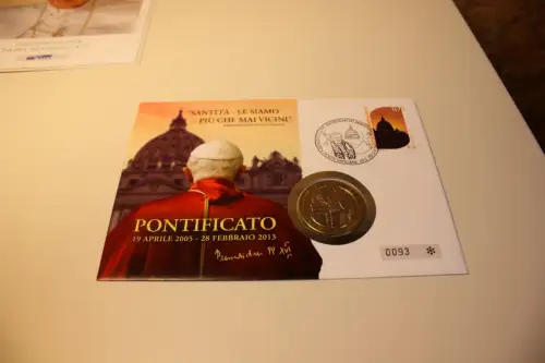 Papst Benedikt 2 Numisbriefe + 1 Folder (33323)