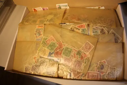 Alle Welt 1 kg lose Marken (33439)