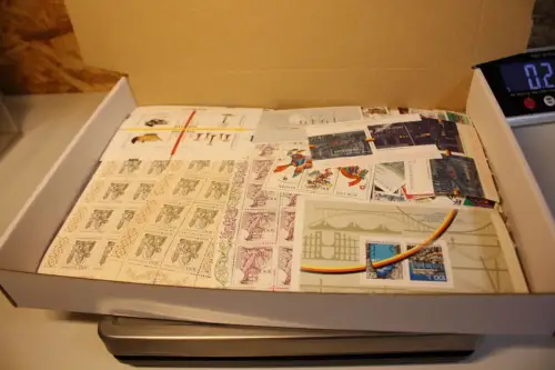 Alle Welt 1 kg lose Marken (33436)