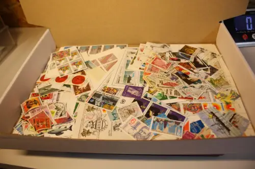 Alle Welt 1 kg lose Marken (33438)