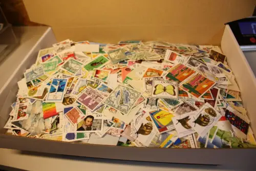 Alle Welt 1 kg lose Marken (33438)