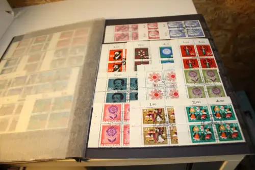 Bund 30 verschiedene Viererblöcke gestempelt aus 1964 (33485H)