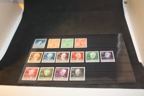 Berlin Jahrgang 1952 postfrisch (33482)