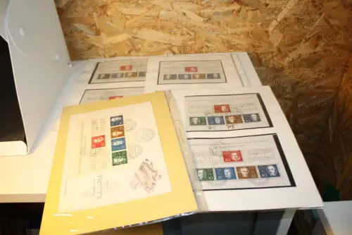 Bund Lot mit 11 Stück Block 2 postfrisch / gestempelt / FDC (33488H)