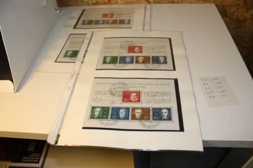 Bund Lot mit 11 Stück Block 2 postfrisch / gestempelt / FDC (33488H)