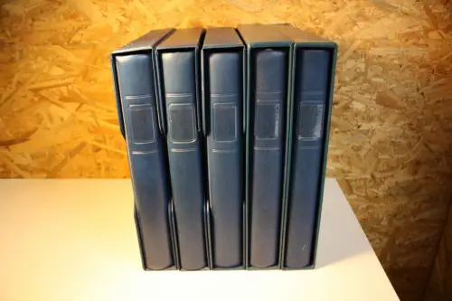 5 Lindner Binder blau mit Schuber leer (33570)