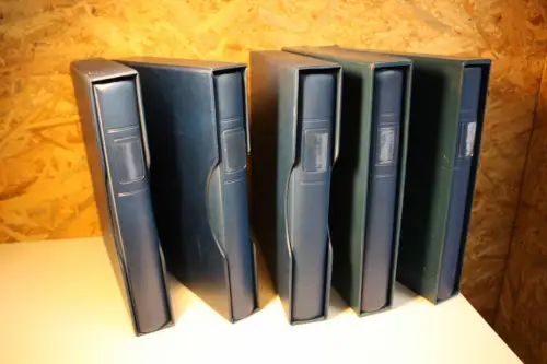 5 Lindner Binder blau mit Schuber leer (33570)