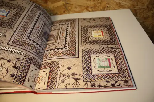 Vatikan Jahrbuch 2004 postfrisch (33584)