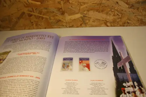 Vatikan Jahrbuch 2006 postfrisch (33586)