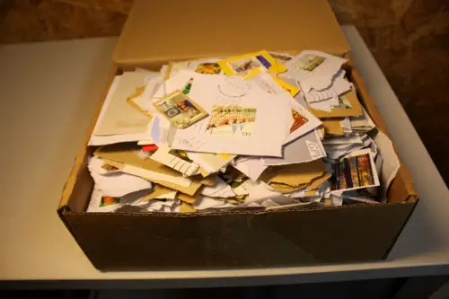 Bund 1kg bunte Mischung Marken (33654)