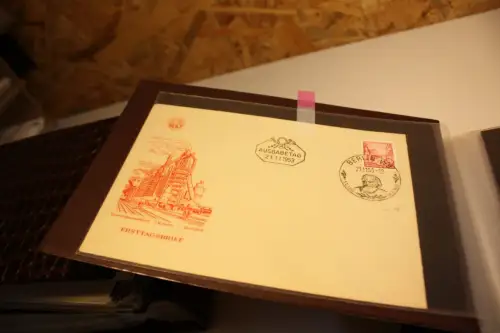 DDR Posten mit meist FDC in 3 Alben 60er Jahre (33665)