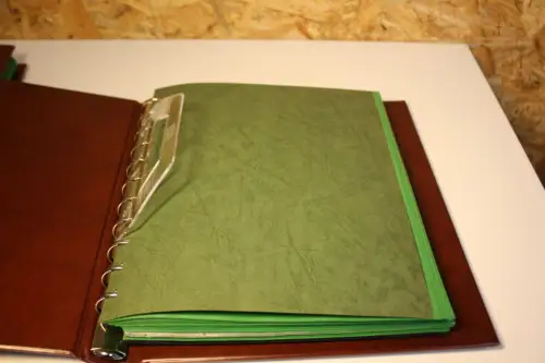 2 Safe Variant Alben in braunrot mit Hüllen für ETB (33732)