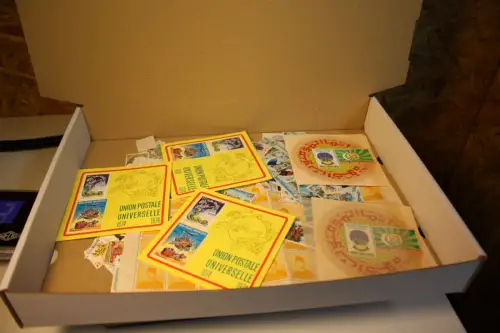 Alle Welt 1 kg lose Marken (33734)