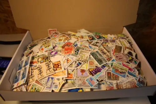 Alle Welt 1 kg lose Marken (33734)