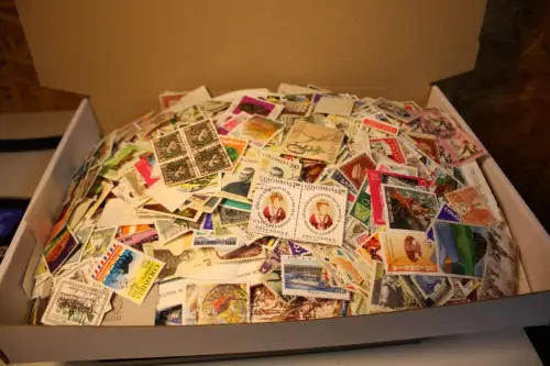 Alle Welt 1 kg lose Marken (33734)