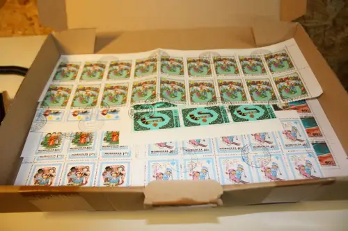 Alle Welt 1 kg lose Marken (33739)