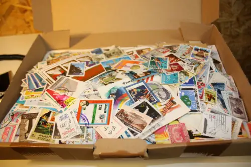 Alle Welt 1 kg lose Marken (33739)