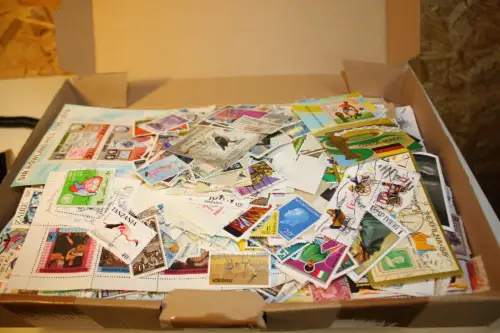 Alle Welt 1 kg lose Marken (33739)