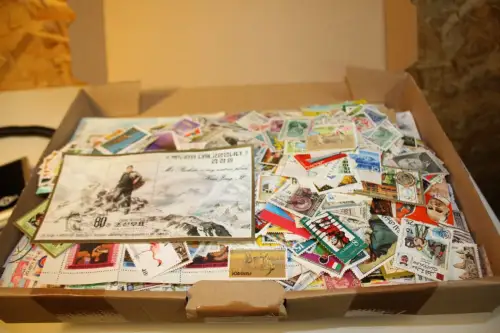 Alle Welt 1 kg lose Marken (33739)