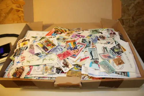 Alle Welt 1 kg lose Marken (33739)