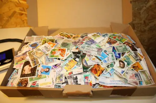 Alle Welt 1 kg lose Marken (33739)