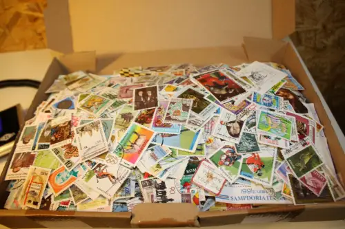 Alle Welt 1 kg lose Marken (33739)