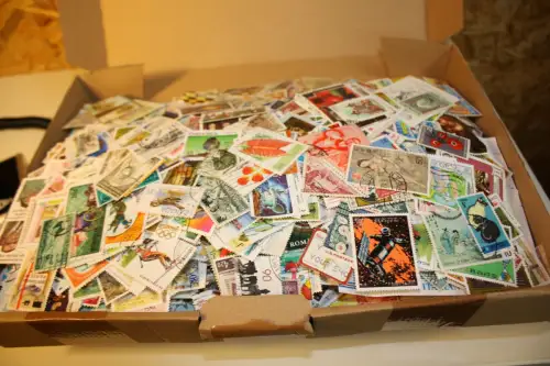 Alle Welt 1 kg lose Marken (33739)