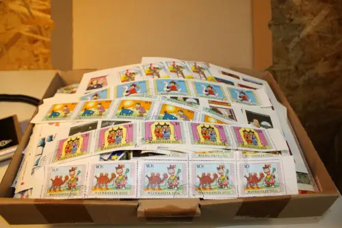 Alle Welt 1 kg lose Marken (33739)