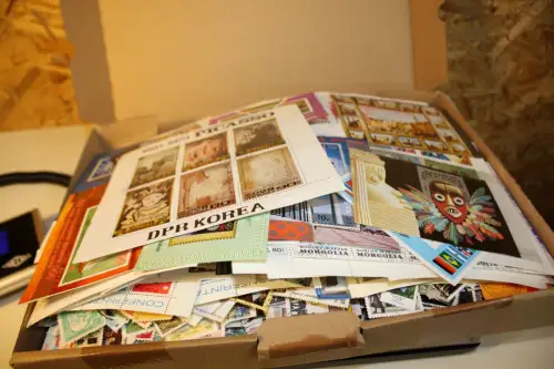 Alle Welt 1 kg lose Marken (33739)