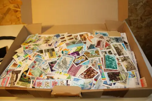 Alle Welt 1 kg lose Marken (33739)