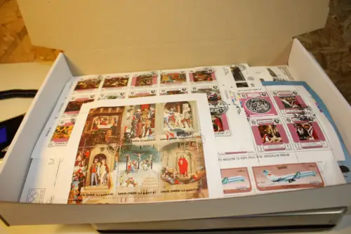 Alle Welt 1 kg lose Marken (33740)