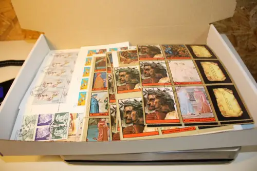 Alle Welt 1 kg lose Marken (33740)