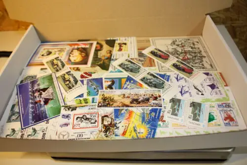 Alle Welt 1 kg lose Marken (33740)