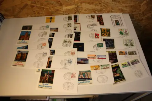 Berlin Jahrgang 1977 FDC komplett (33771)