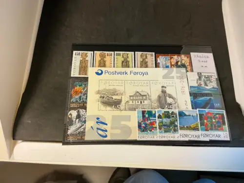 Färöer Jahrgang 2001 postfrisch komplett (33824)