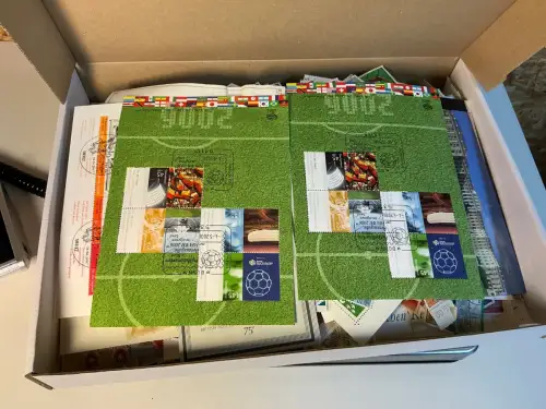 Alle Welt 1 kg lose Marken (33831)