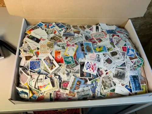 Alle Welt 1 kg lose Marken (33833)