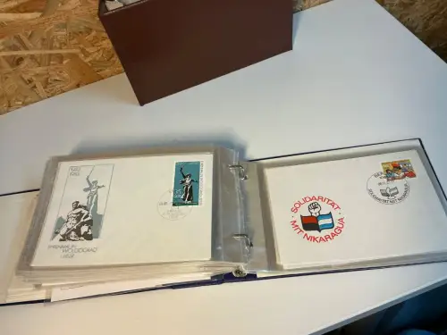 DDR FDC 1981-1986 in 2 Alben (33860)